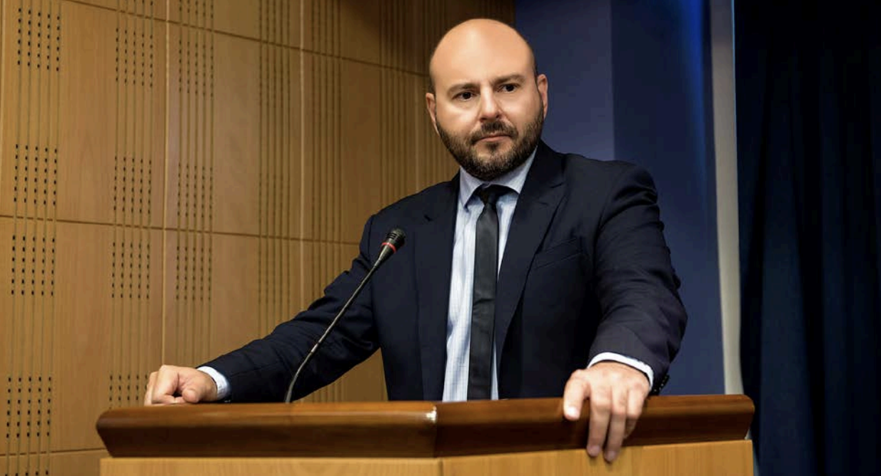 Γιώργος Στασινός